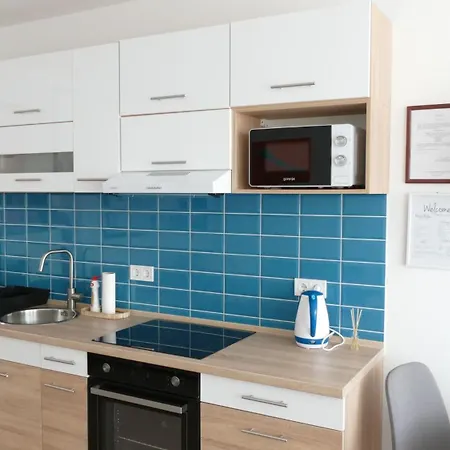 Apartament Honved 67 *